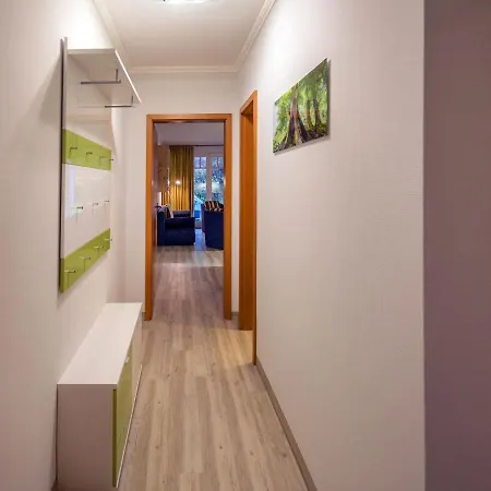 شقة Komfortplus Mit 1 Schlafzimmer Und Terrasse Im Erdgeschoss 287 بينز
